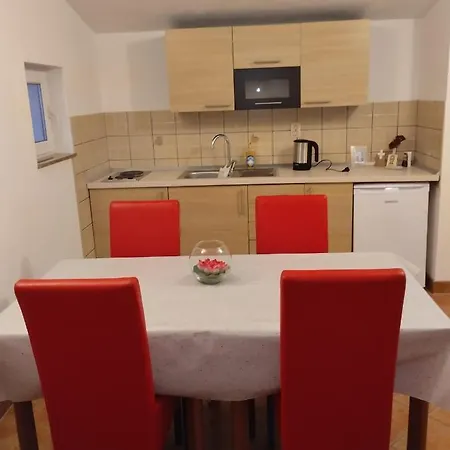 Lägenhet Apartman Peace 1 *
