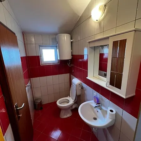 Lägenhet Apartman Peace 1